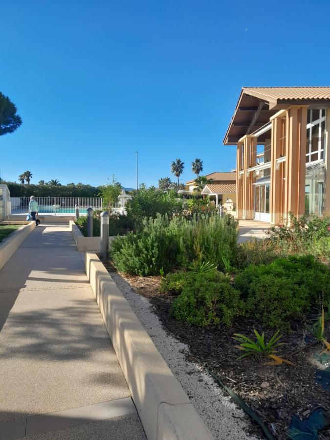 Port Frejus Thalasso Base Nature Appartement Buitenkant foto